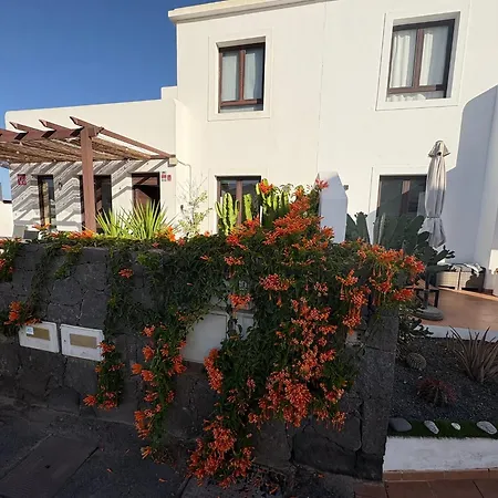 ヴィラ Casa Amarillo Del Sol
