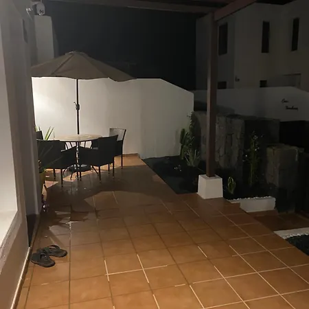 Casa Amarillo Del Sol فيلة بلايا بلانكا