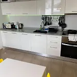 Casa Amarillo Del Sol * פלאיה בלנקה